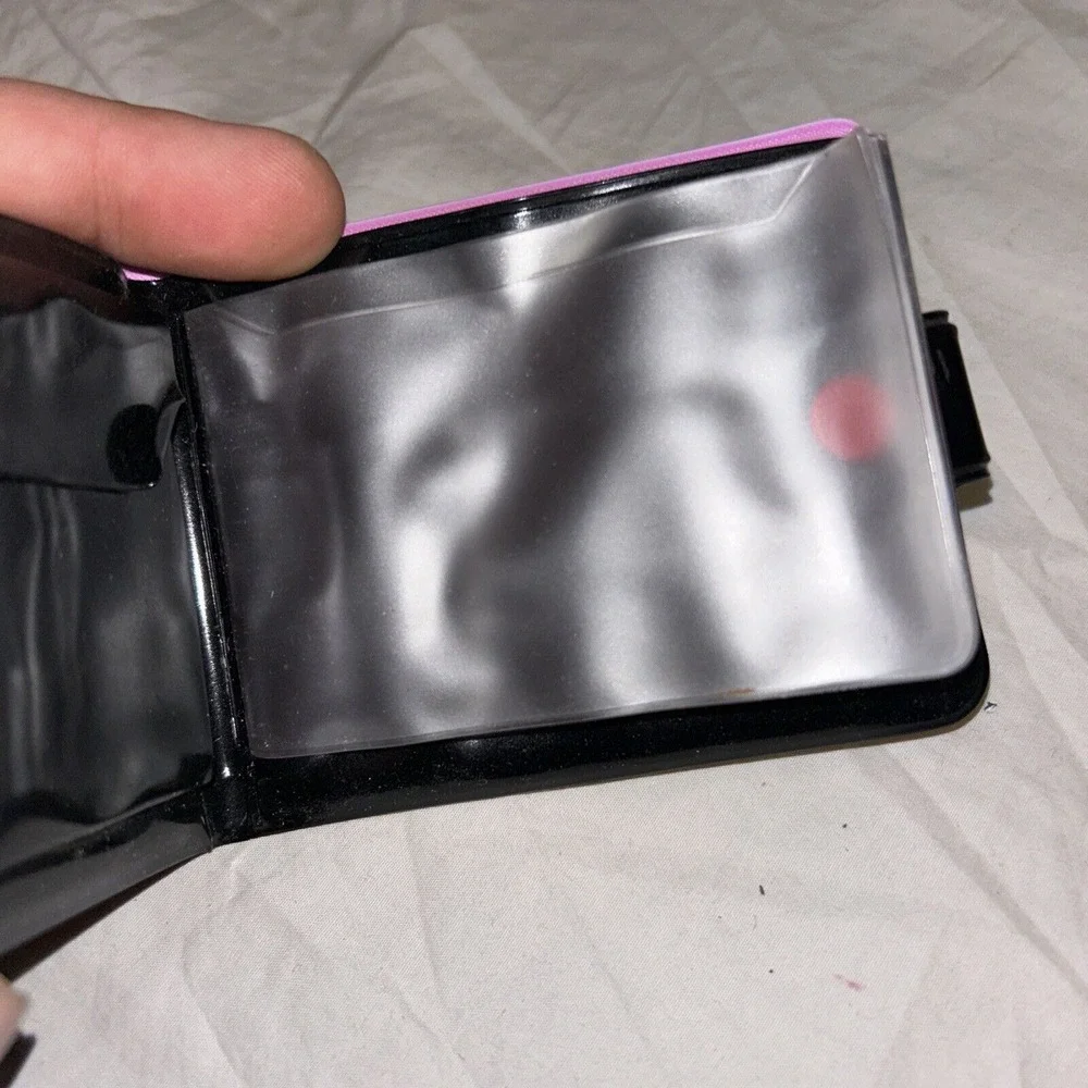 Sanrio Women's Kuromi 2008 Black and Red Wallet‎ Hello Kitty Photos D4